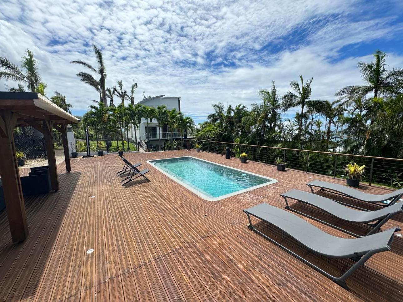 Grande Villa Au Calme - Vue Exceptionnelle - Climatisation - Piscine Sel Chauffee - Jardin Tropical Vincendo Dış mekan fotoğraf